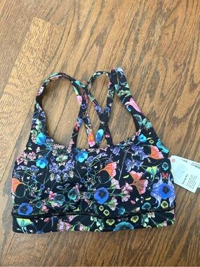 Lululemon Women's Sports Bra Size 2 Energy Bra NWT Floral